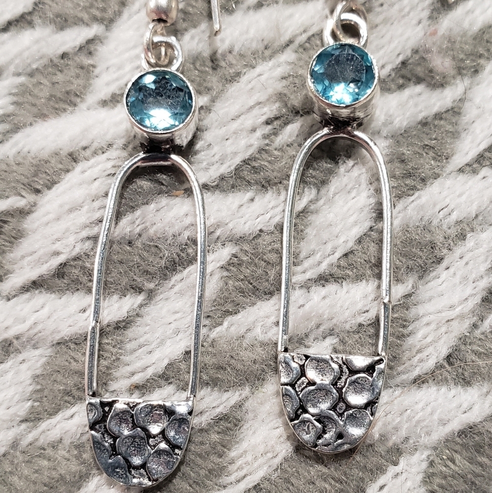 Swiss Blue Quartz Gemstone 925 Silver Earrings - Picture 8 of 10